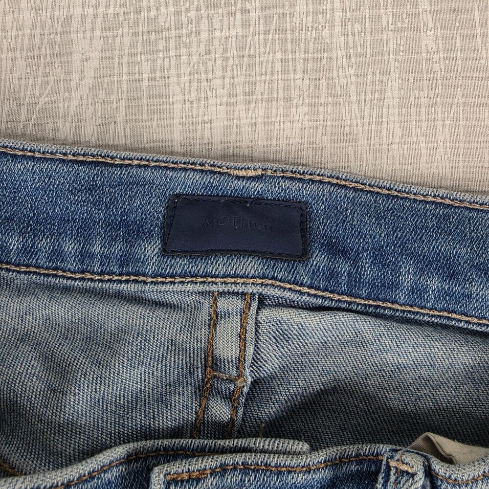 Mother Weekend Fray Jeans Womens Size 26 Blue Hop On Hop Off - Picture 3 of 9